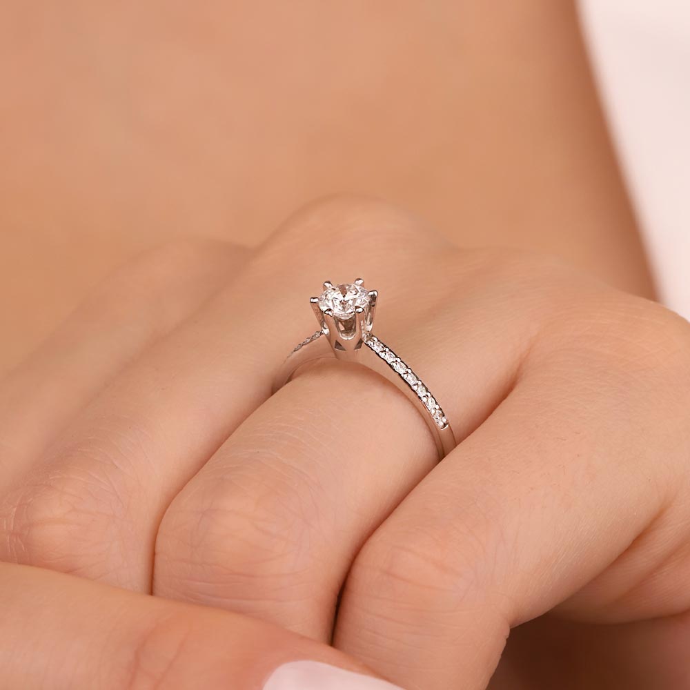 0,40 Karat Pırlanta Tiffany Kolları Taşlı Tektaş Yüzük