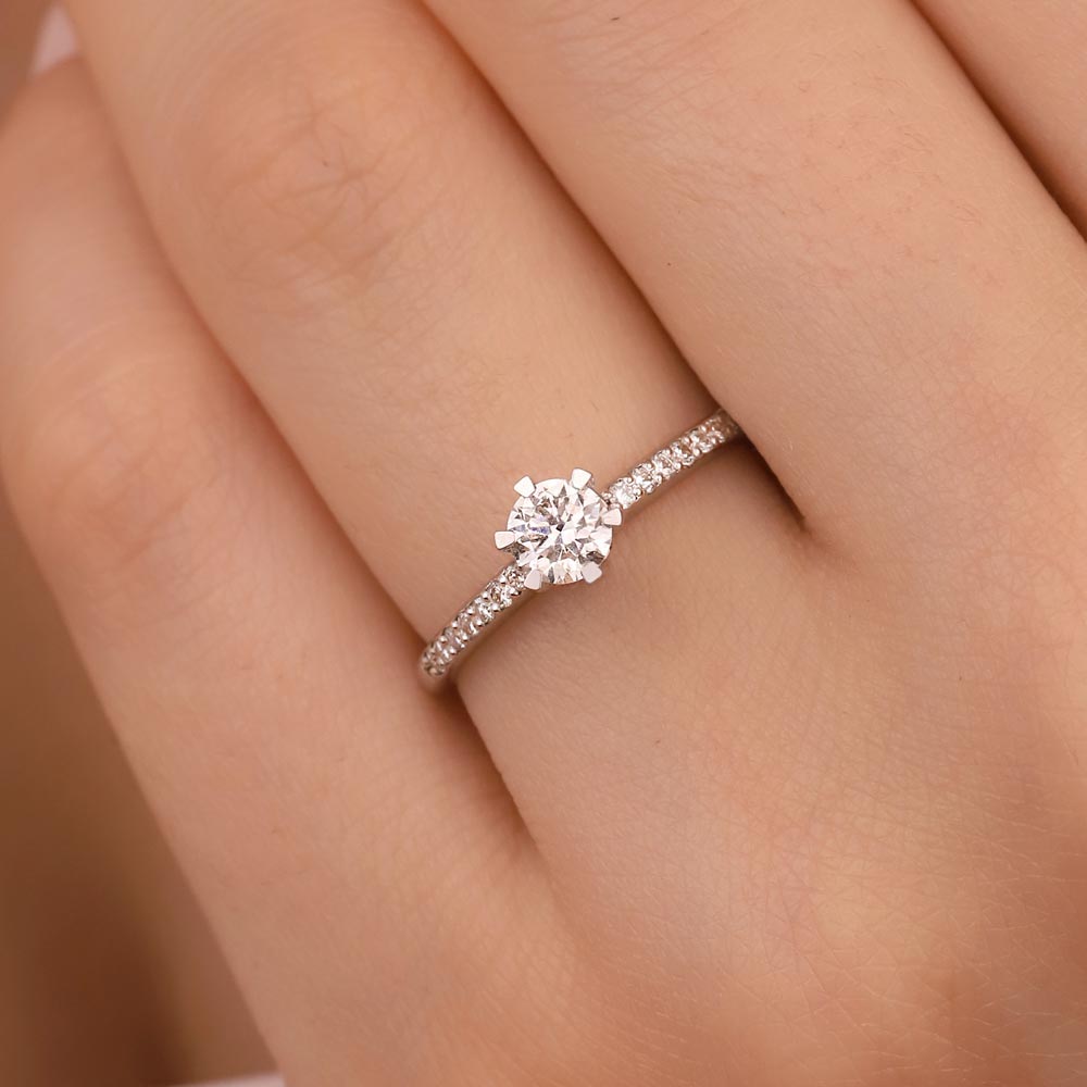 0,40 Karat Pırlanta Tiffany Kolları Taşlı Tektaş Yüzük